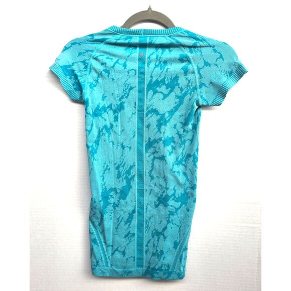 Lululemon Women's Swiftly Tech Short Sleeve Crew | Women’s Sz 2 | Vibrant Teal - Picture 6 of 6